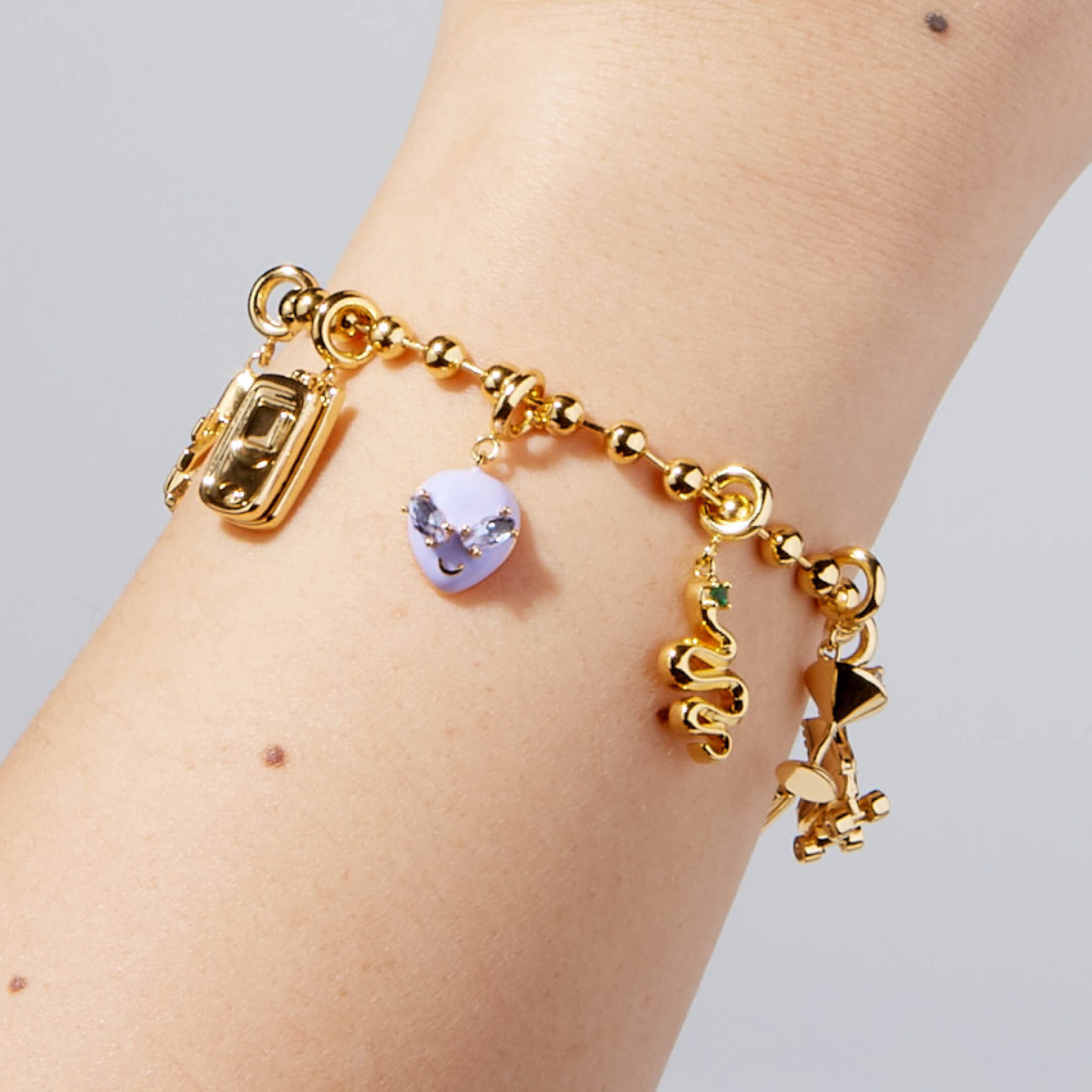 Alien Charm